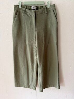 Minimum | Wide Leg Green Cropped Lightweight Trousers | Size 38